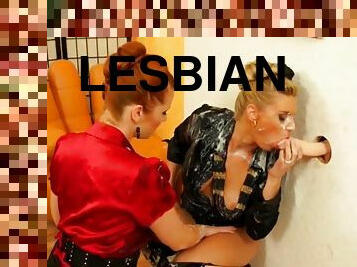 remmidildo, lesbo-lesbian, panoreikä, naamalle, bukkake