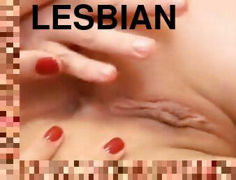 Lesbian rimming