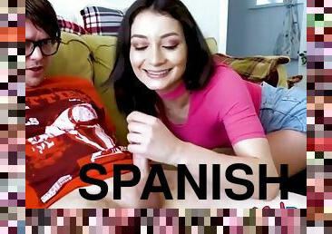 Gorgeous spanish babe gives blowjob to become a pornstar