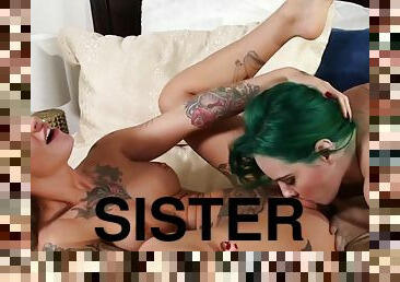 Feuding Stepsisters Make Love Not War - Addicted2Girls - Kleio valentien