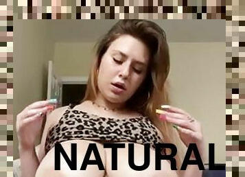 Sp00kytitties big natural tits2