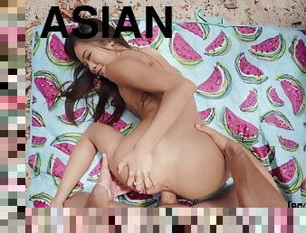 asia, posisi-seks-doggy-style, di-tempat-terbuka, vagina-pussy, sayang, blowjob-seks-dengan-mengisap-penis, deepthroat-penis-masuk-ke-tenggorokan, permainan-jari, sudut-pandang, berciuman