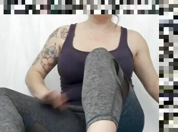 Yoga teacher teaser her meaty thick sweaty soles