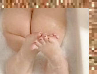 tyłek, kąpiel, amatorskie, mamuśki, mama, grubaski, tyłeczek, stopy, sperma, dupa