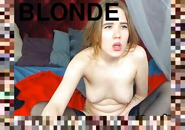 Blonde masturbates with a dildo for the cam