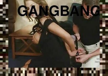 Gangbang dungen nikki sexx