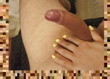 besar-huge, amatir, cumshot-keluarnya-sperma, penis-besar, handjob-seks-dengan-tangan-wanita-pada-penis-laki-laki, sudut-pandang, cantik, penis