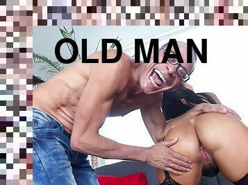 Old man fucks premium babe while making sure to film her
