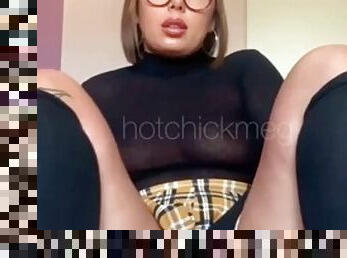 Onlyfans big ass masturbates, rides dildo and knee socks