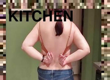 How fun weekends start striptease in the kitchen!