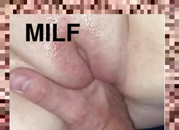 nyrkkinainti, äityli-ja-poitsu, orgasmi, pillu-pussy, ruikkiminen, amatööri, kypsä, milf, lelu, äityli