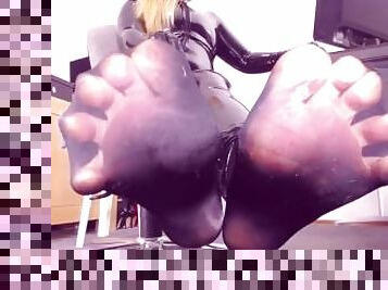 Smell and taste my sweaty nylon feet after Hunters Wellies - Foot fetish, black pantyhose, nylon fee