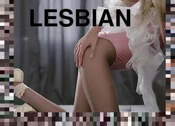 ענק-huge, סטראפ-און, מורה, לסבית-lesbian, כפות-הרגליים, פטיש, בובה, גמיש