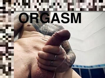 baignade, masturbation, monstre, orgasme, maigre, giclée, amateur, ejaculation-sur-le-corps, énorme-bite, branlette