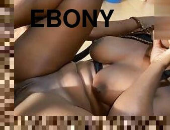 tetas-grandes, orgasmo, amateur, maduro, negra-ebony, corrida-interna, negra, primera-persona, natural, fetichista