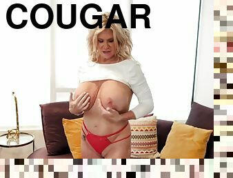Big tit cougar slut show with multiple toys