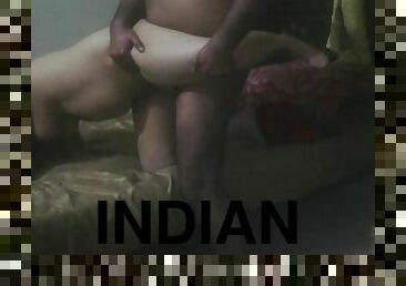 Desi girl ko sohag rat say phly chudwany as gai indian sex 