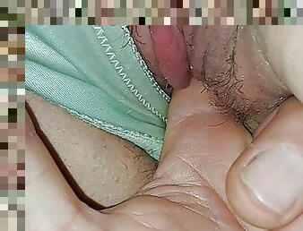 Fingering till squirt 