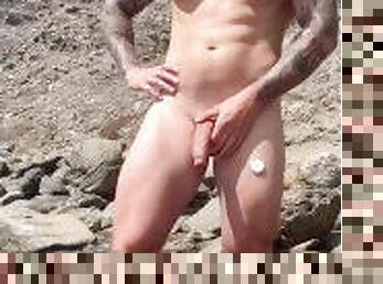 Huge No Hands Cumshoot In The Nudist Beach????