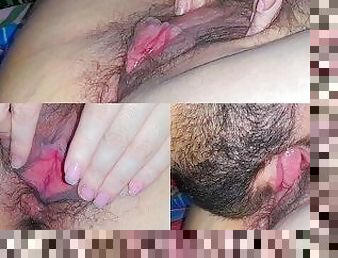 Chica latina tiene sexo vaginal con su padrastro y este luego le chupa su vaina.