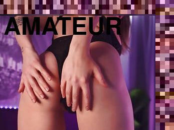 Amateur hot MILF webcam erotic video