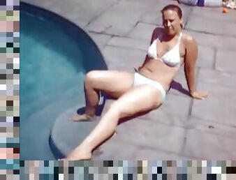 Donna Maria me slow motion bikini clips