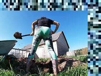 Sexy Ass Farmers Wife at Work