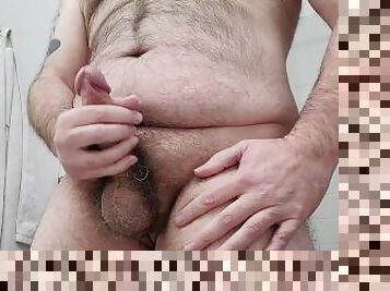 Bisexual Bear Daddy Jerks Off in Bathroom for a Sneaky Cum Shot