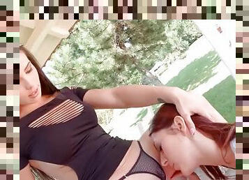 Kissing Euro beauties taste hot cunt outdoors