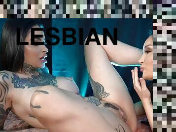Inked foot fetish dykes tribbing and licking each others pussies