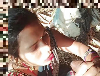 Bhabhi Ki Khet Me Chufayi, The Indian Housewife Sex In Field