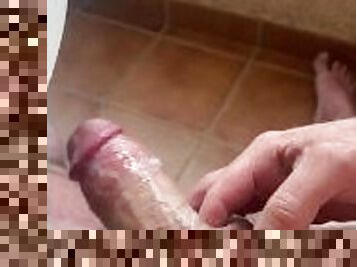 Wanking on the hotel balcony. Cumshot