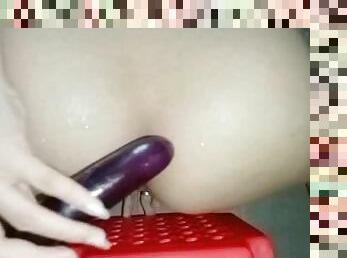 Mahabang Eggplant este Talong ibinaon sa loob ng kweba ng Pinay Teen - 18+