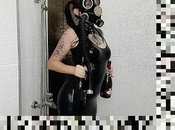 røv, røv-butt, lille, fetish, latex, elskerinde, våd, brunette, tatovering, dukke