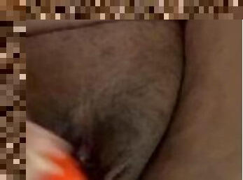 Popsicle up my hairy pussy (bbw Latina)