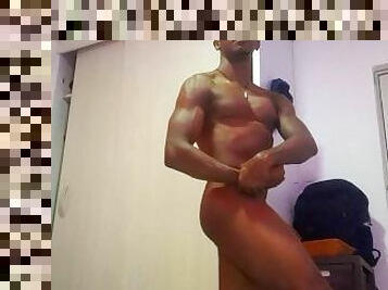 masturbates after training/Quick cum on chest after flexing/flexing muscles and get horny/bbc cumsho