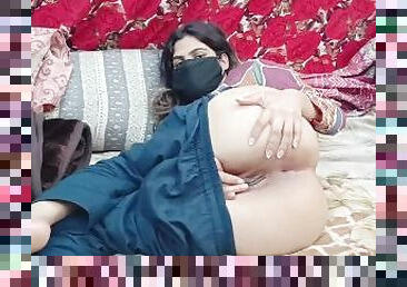 Sobia Nasir Online WhatsApp Video Call Sex Service With Client