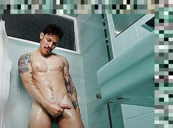 Gay Hunk Andy Stevens Shower Masturbation - Jawked