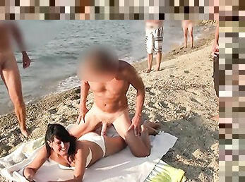 In afara, Public, Amatori, Anal, Milf, Hardcore, Futai in grup, Slobozita, Plaja, Tare